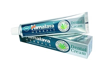 Himalaya Dental Cream at India Supermarkt Switzerland, herbal toothpaste for complete oral care